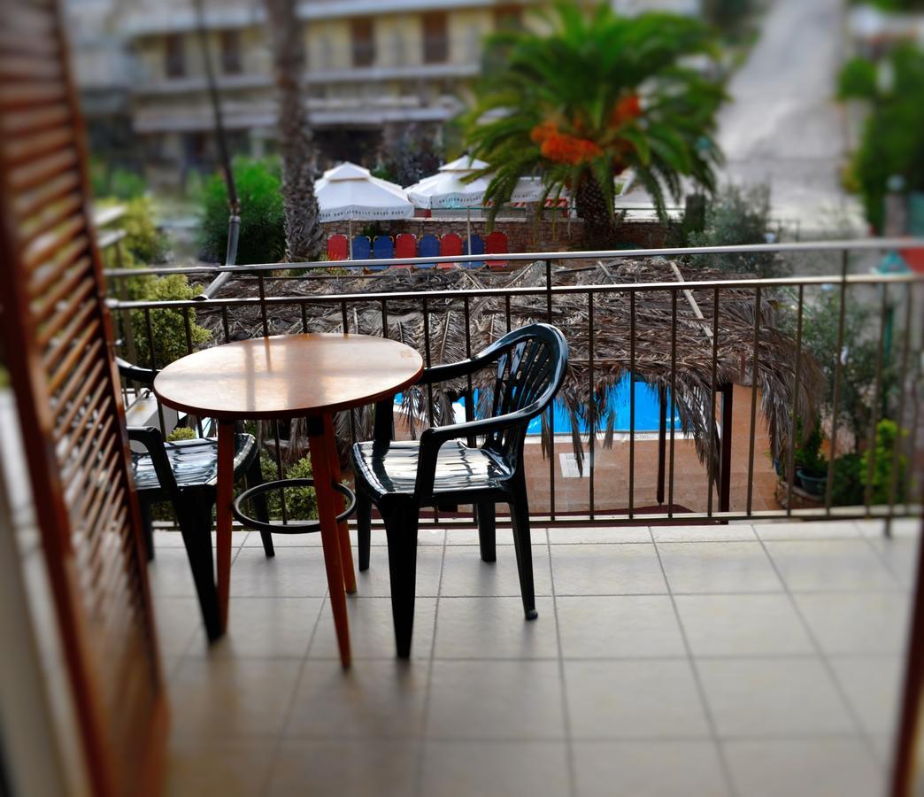 Ritsas Hotel Tolón Esterno foto